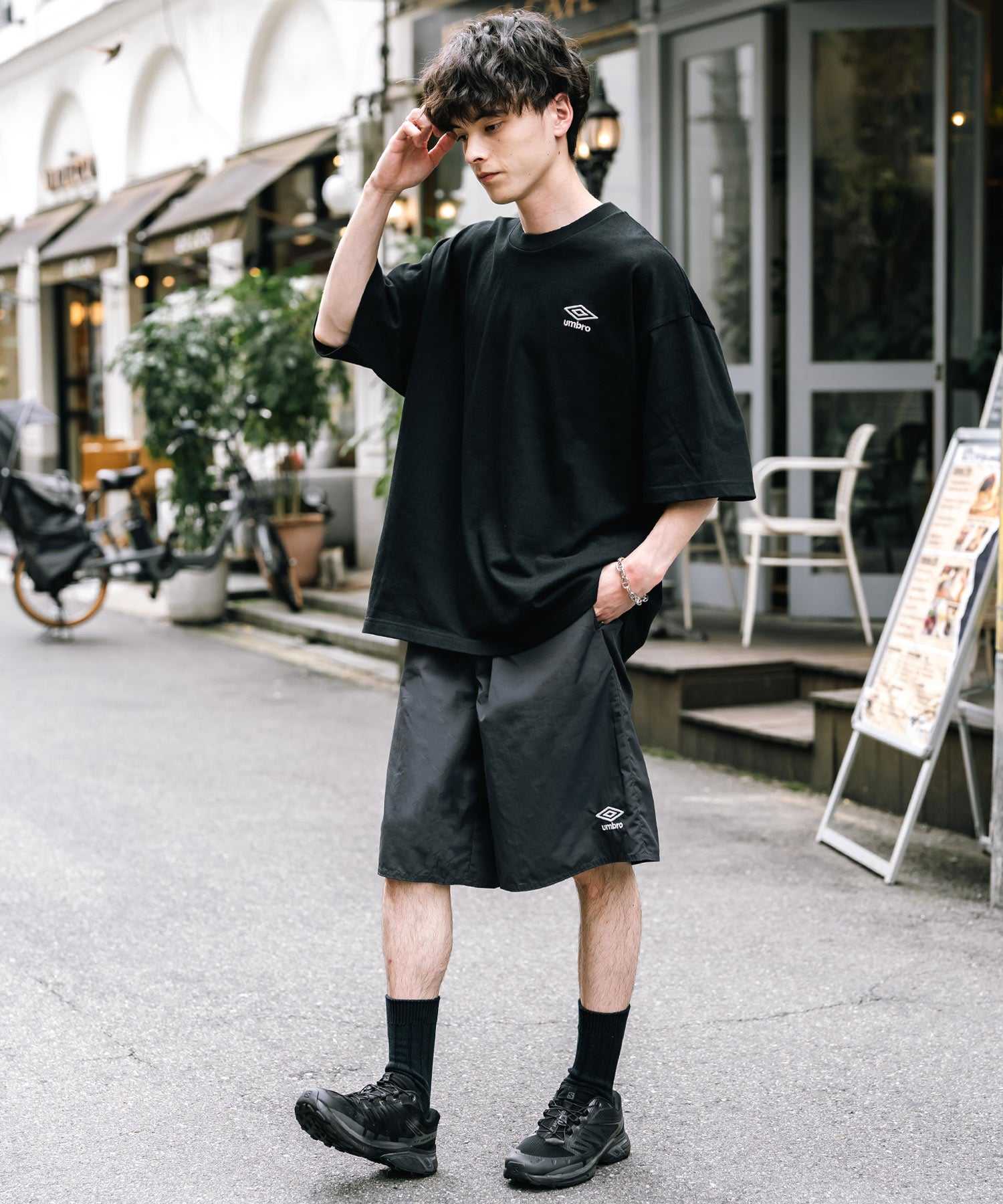 ロッキーモンロー Rocky Monroe UMBRO ショートパンツ ワイド ナイロン メンズ レディース イージーショーツ 短パン ひざ丈 ハーフ ワンポイント ロゴ刺繍 別注コラボ 14473 (ネイビー) ネイビー