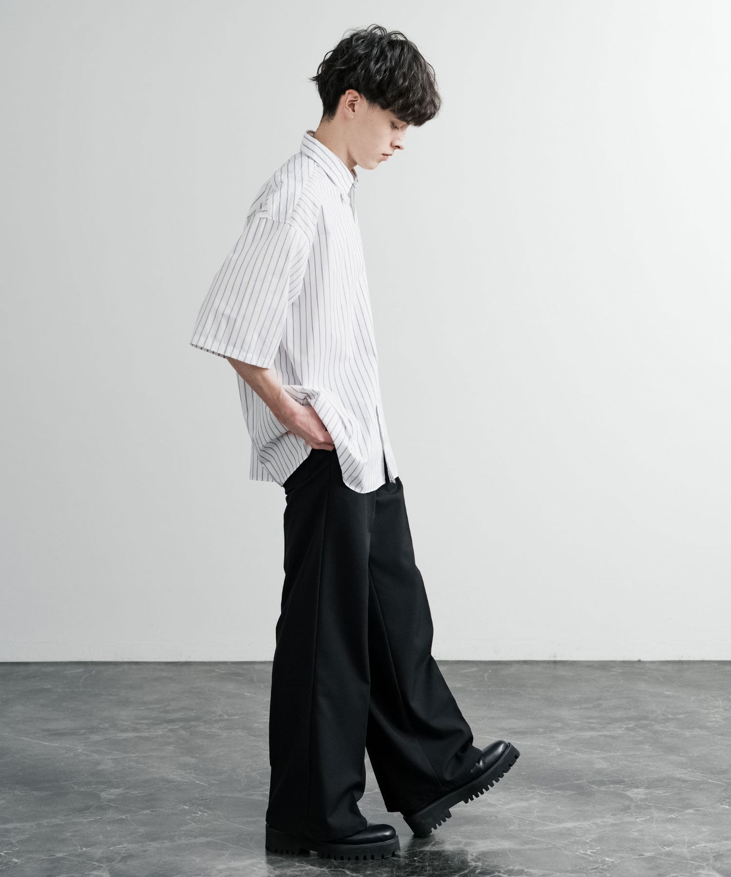 ロッキーモンロー Rocky Monroe 接触冷感 ストライプシャツ 半袖 メンズ ボタンダウン ボクシーAライン ルーズ UVカット日本製 Upscape Audience AUD6609 14696 (アイボリー) アイボリー