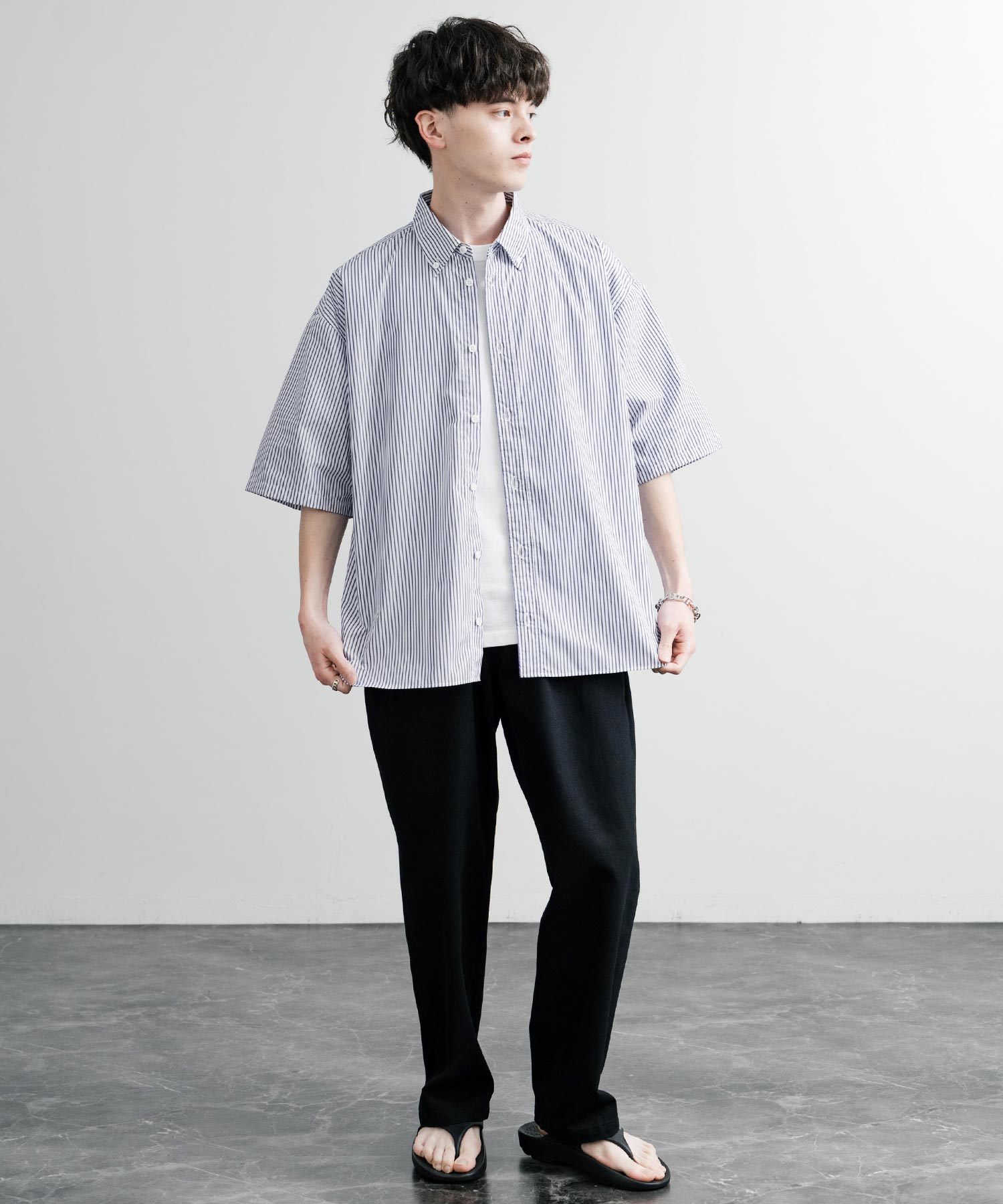 ロッキーモンロー Rocky Monroe 接触冷感 ストライプシャツ 半袖 メンズ ボタンダウン ボクシーAライン ルーズ UVカット日本製 Upscape Audience AUD6609 14696 (アイボリー) アイボリー