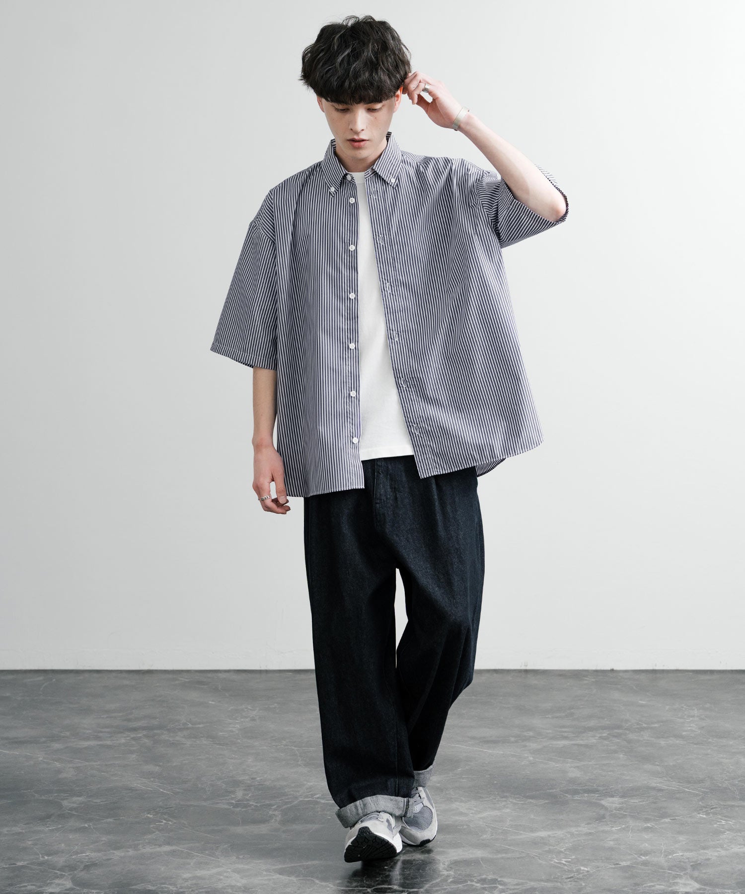 ロッキーモンロー Rocky Monroe 接触冷感 ストライプシャツ 半袖 メンズ ボタンダウン ボクシーAライン ルーズ UVカット日本製 Upscape Audience AUD6609 14696 (アイボリー) アイボリー