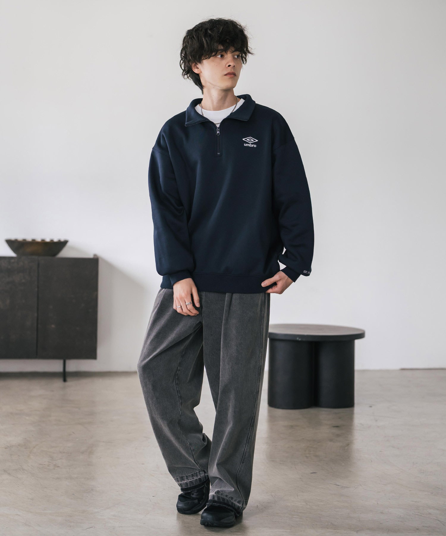 ロッキーモンロー Rocky Monroe UMBRO アンブロ スウェット 裏起毛 長袖 メンズ レディース トレーナー ハーフジップ プルオーバー オーバーサイズ ロゴ刺繍 別注コラボ 14942 (杢グレー) 杢グレー