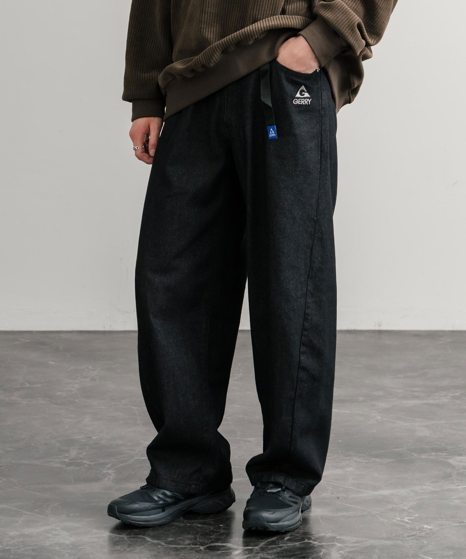 ロッキーモンロー Rocky Monroe GERRY ジェリー デニムパンツ クライミングパンツ メンズ レディース ジーンズ バレルレッグ UVカット ワイド 無地 ロゴ刺繍 15113 (73.ブルー) 73.ブルー