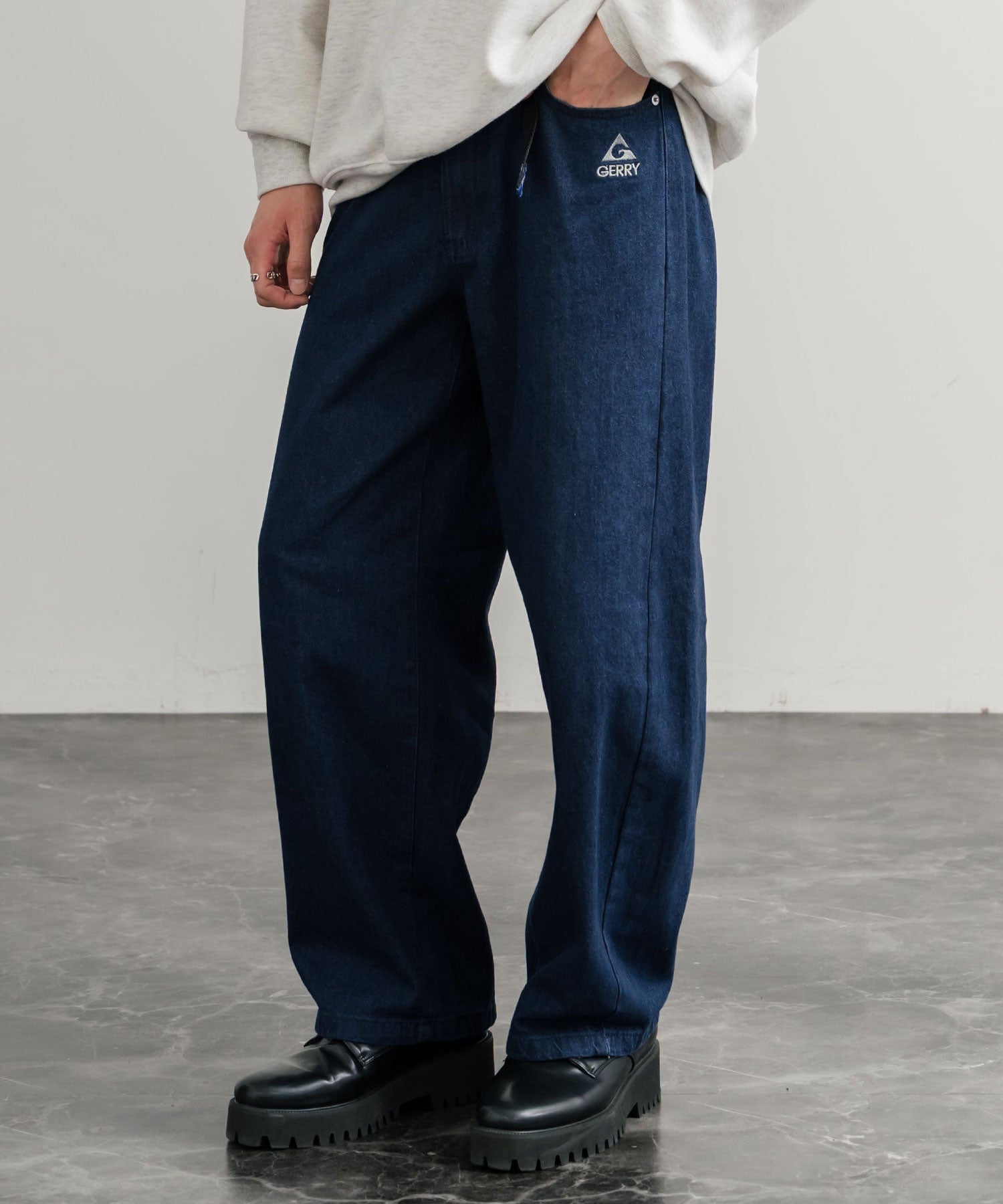 ロッキーモンロー Rocky Monroe GERRY ジェリー デニムパンツ クライミングパンツ メンズ レディース ジーンズ バレルレッグ UVカット ワイド 無地 ロゴ刺繍 15113 (73.ブルー) 73.ブルー
