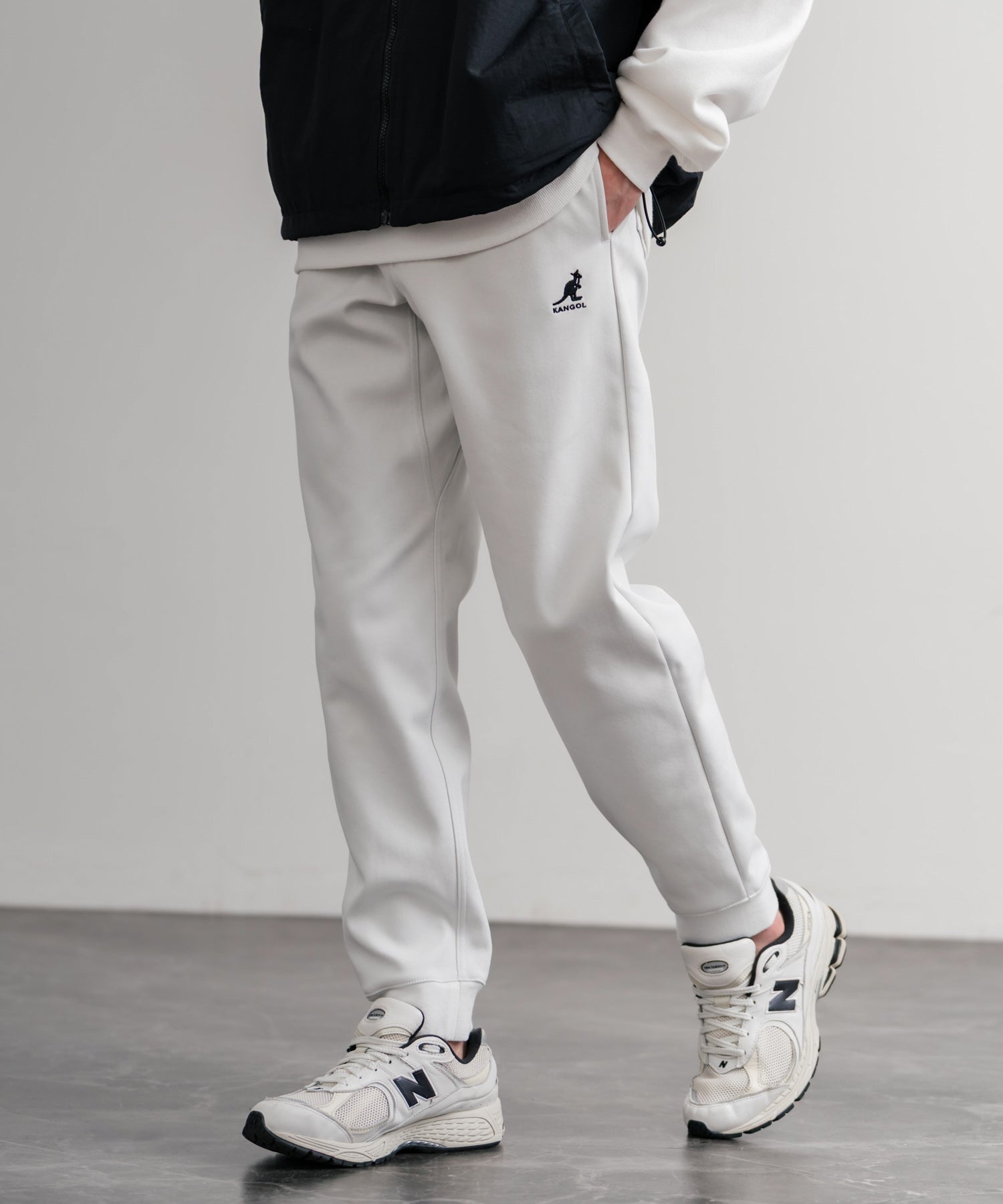 ロッキーモンロー Rocky Monroe KANGOL ジョガーパンツ 暖パン 裏起毛 裏フリース 蓄熱 新色追加 メンズ レディース イージー スリム テーパード ストレッチ 別注コラボ 14622 (ホワイト) ホワイト