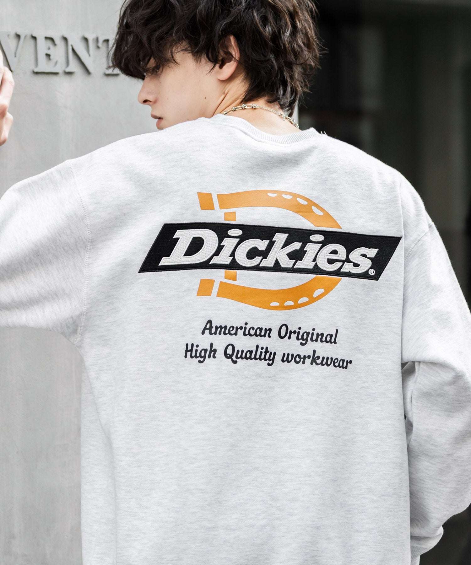 ロッキーモンロー Rocky Monroe Dickies スウェット トレーナー 裏起毛 メンズ レディース ロゴ 刺繍 ワンポイント バックプリント オーバーサイズ リラックス カジュアル 14886 (B-19.オートミール) B-19.オートミール