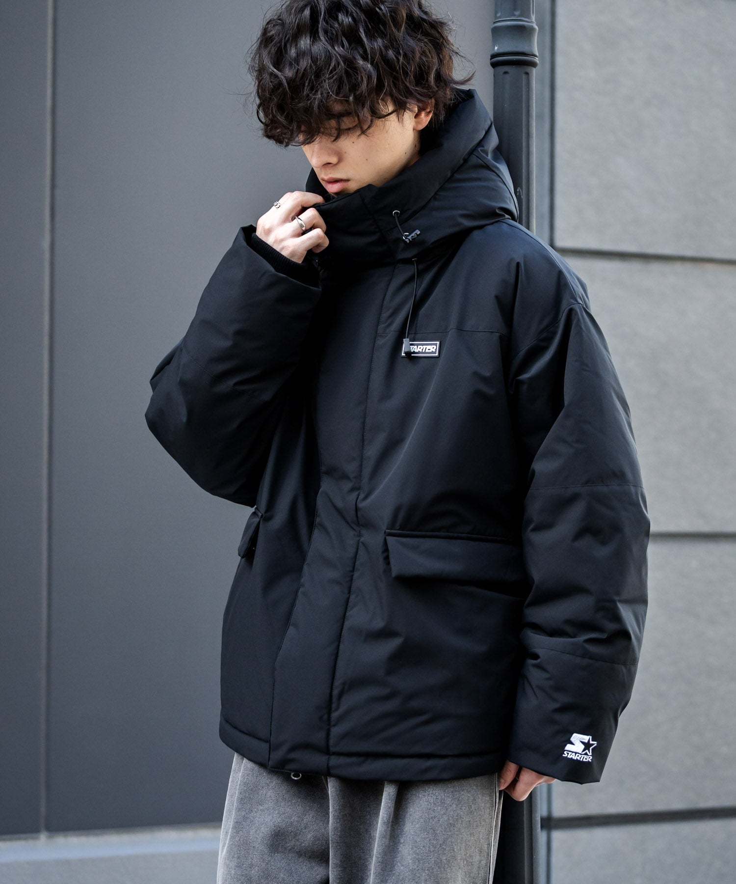 ロッキーモンロー Rocky Monroe ファイバーダウンジャケット 中綿 アウター フードジャケット メンズ レディース ブルゾン ロゴ 刺繍 STARTER BLACK LABEL 15013 (グレー) グレー