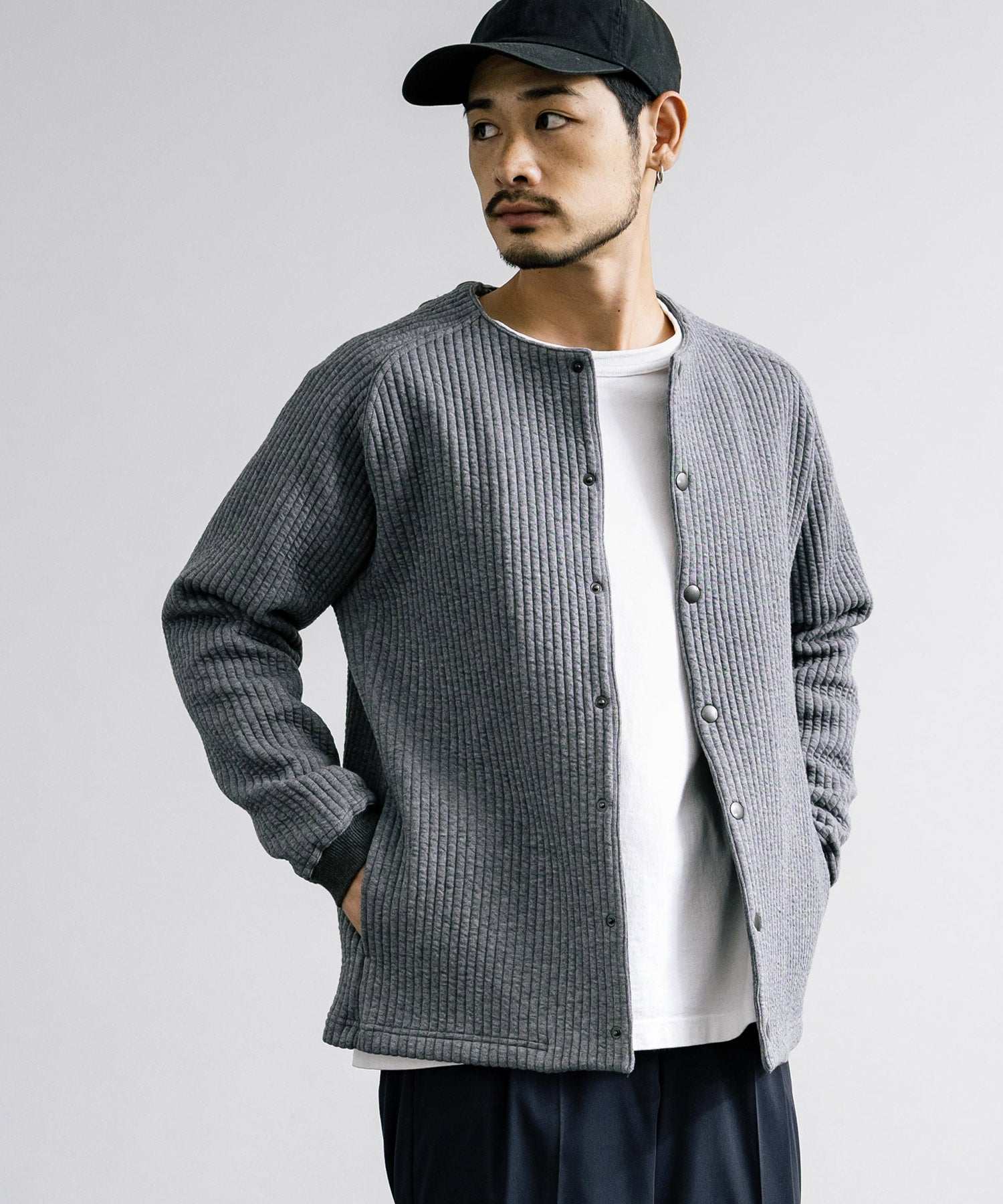 ロッキーモンロー Rocky Monroe ノーカラージャケット ブルゾン キルティングライナー メンズ カーディガン クロス ケーブル 国産 Upscape Audience AUD7330 15388 (ケーブルブラック) ケーブルブラック