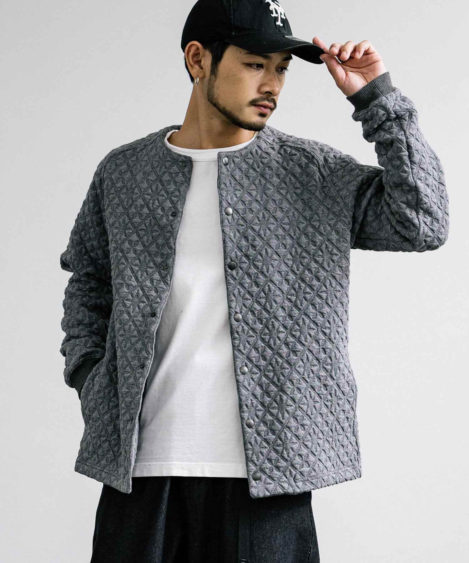 ロッキーモンロー Rocky Monroe ノーカラージャケット ブルゾン キルティングライナー メンズ カーディガン クロス ケーブル 国産 Upscape Audience AUD7330 15388 (ケーブルブラック) ケーブルブラック