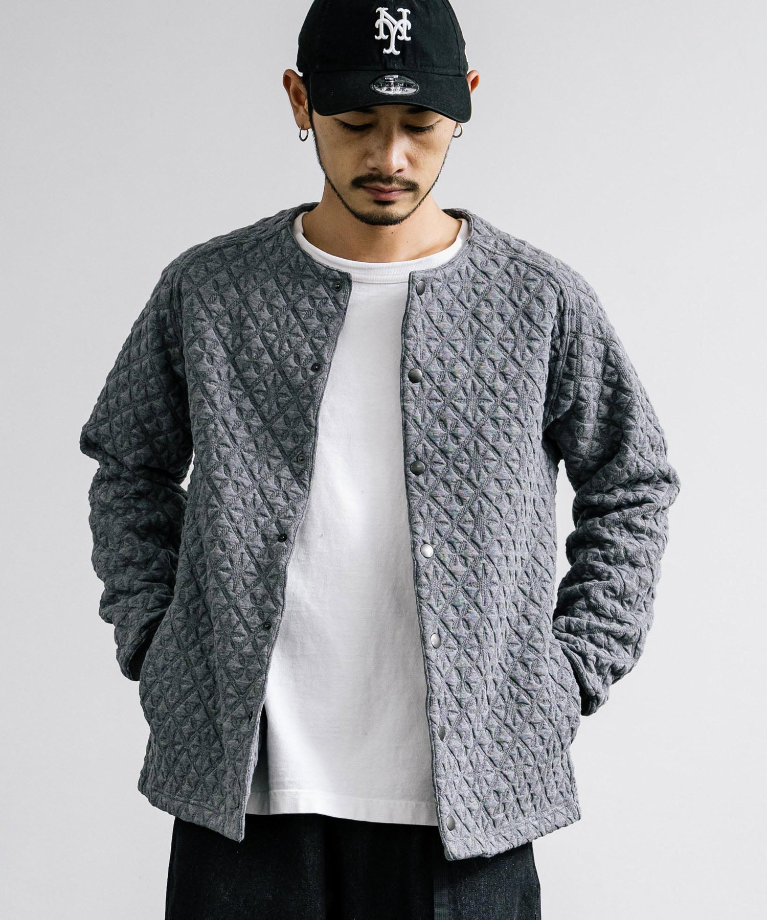 ロッキーモンロー Rocky Monroe ノーカラージャケット ブルゾン キルティングライナー メンズ カーディガン クロス ケーブル 国産 Upscape Audience AUD7330 15388 (ケーブルブラック) ケーブルブラック