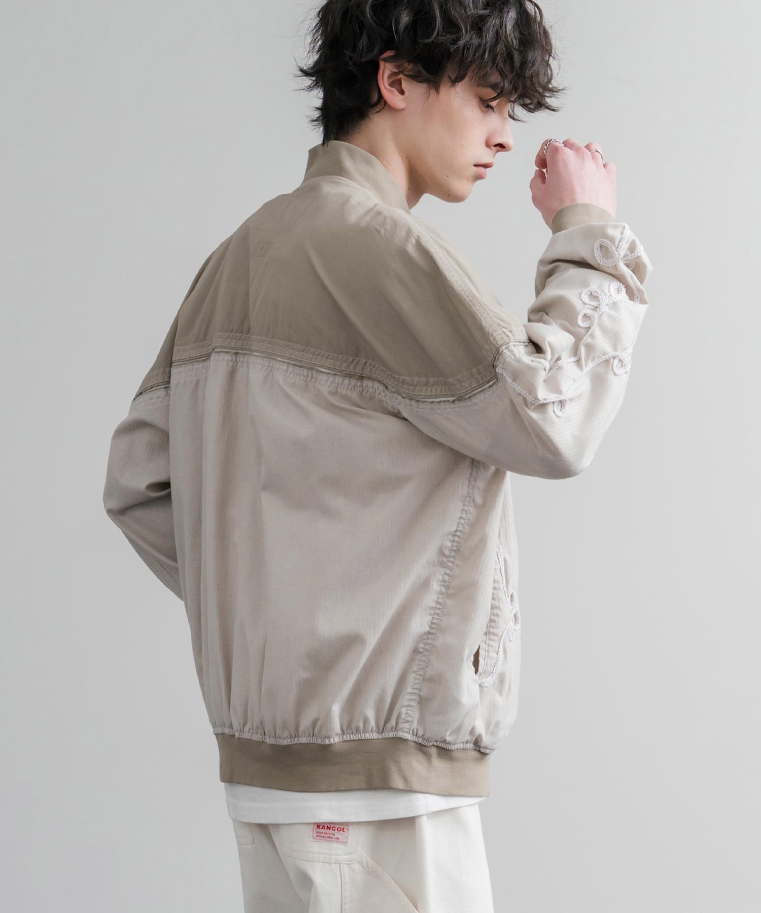 ロッキーモンロー Rocky Monroe ブルゾン ショート丈 メンズ ダービージャケット ライトアウター 異素材 オーバーサイズ ラグラン 薄手 KRIFF MAYER 2534003 15612 (20.ベージュ) 20.ベージュ