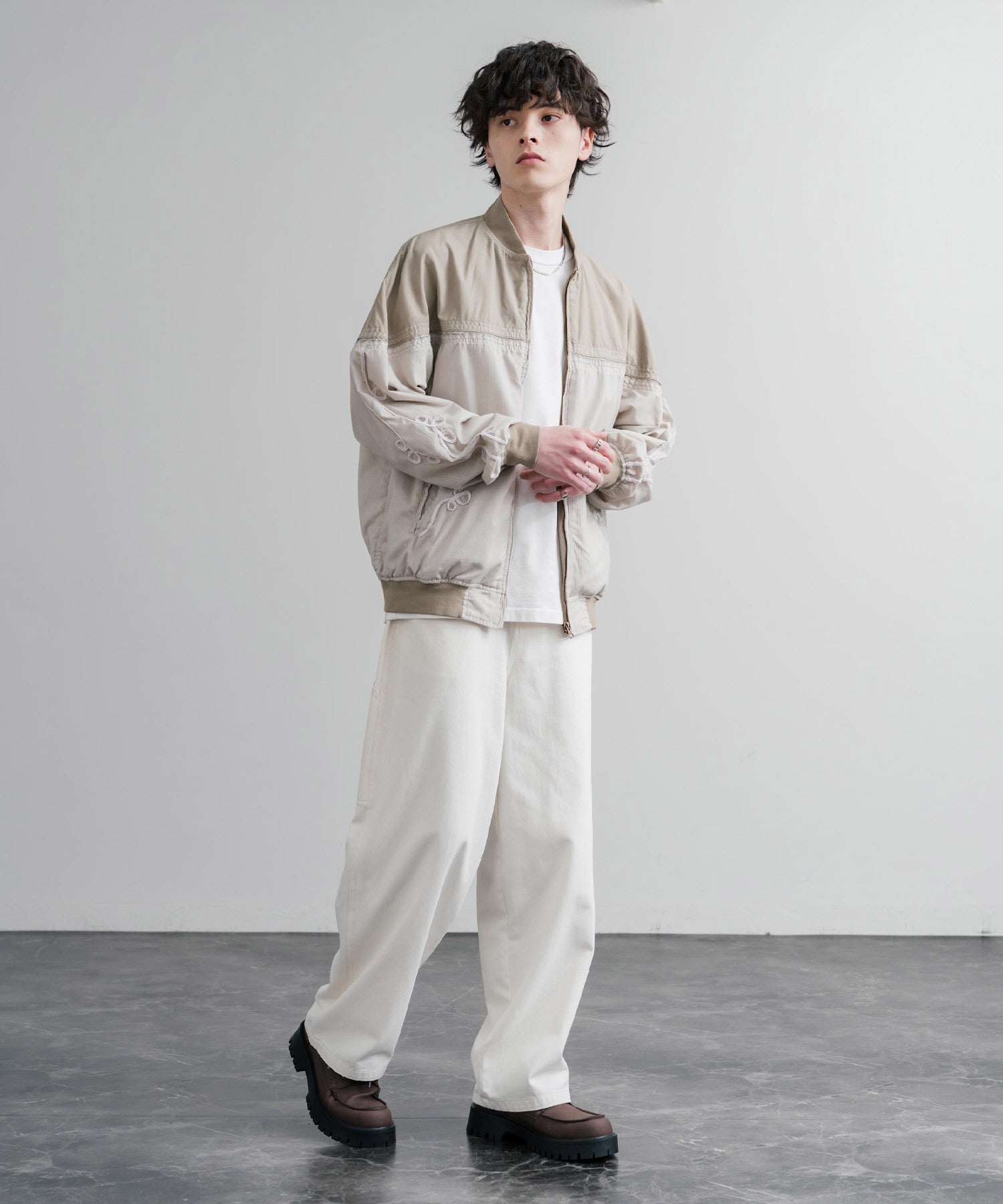 ロッキーモンロー Rocky Monroe ブルゾン ショート丈 メンズ ダービージャケット ライトアウター 異素材 オーバーサイズ ラグラン 薄手 KRIFF MAYER 2534003 15612 (20.ベージュ) 20.ベージュ