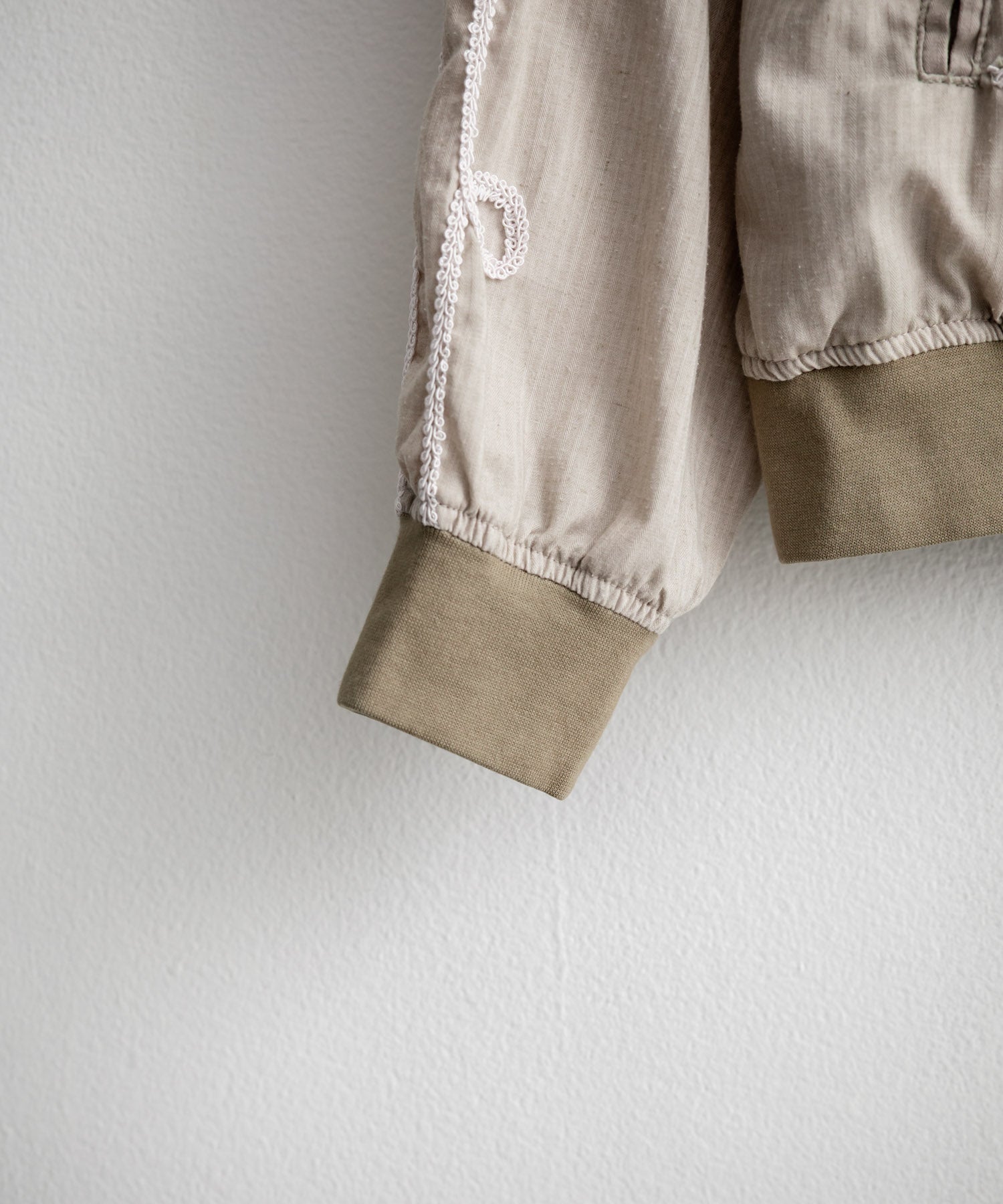 ロッキーモンロー Rocky Monroe ブルゾン ショート丈 メンズ ダービージャケット ライトアウター 異素材 オーバーサイズ ラグラン 薄手 KRIFF MAYER 2534003 15612 (20.ベージュ) 20.ベージュ