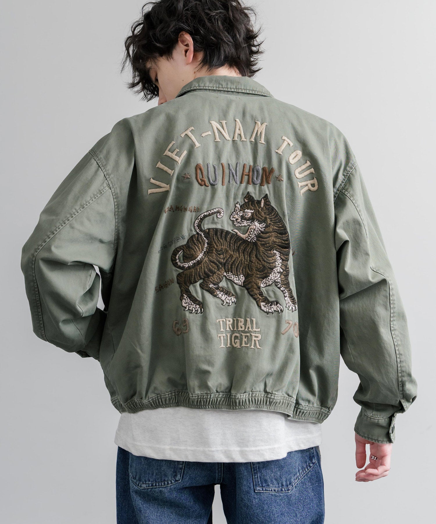 ロッキーモンロー Rocky Monroe スーベニアジャケット ベトジャン ブルゾン メンズ 刺繍 オーバーサイズ カジュアル アメカジ ミリタリー KRIFF MAYER 2534001 15610 (68.オリーブグリーン) 68.オリーブグリーン