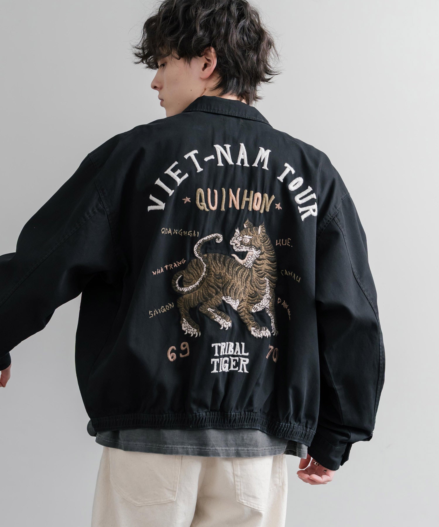 ロッキーモンロー Rocky Monroe スーベニアジャケット ベトジャン ブルゾン メンズ 刺繍 オーバーサイズ カジュアル アメカジ ミリタリー KRIFF MAYER 2534001 15610 (68.オリーブグリーン) 68.オリーブグリーン