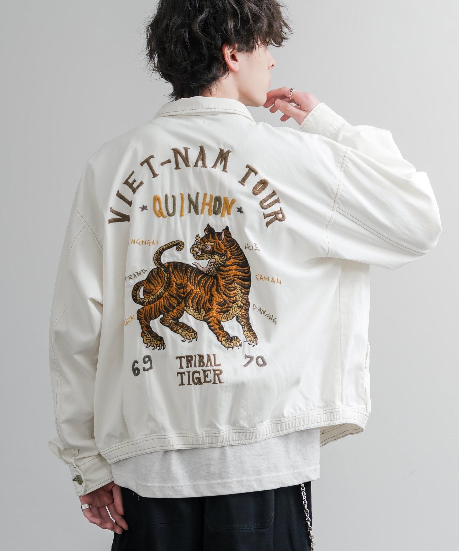 ロッキーモンロー Rocky Monroe スーベニアジャケット ベトジャン ブルゾン メンズ 刺繍 オーバーサイズ カジュアル アメカジ ミリタリー KRIFF MAYER 2534001 15610 (68.オリーブグリーン) 68.オリーブグリーン