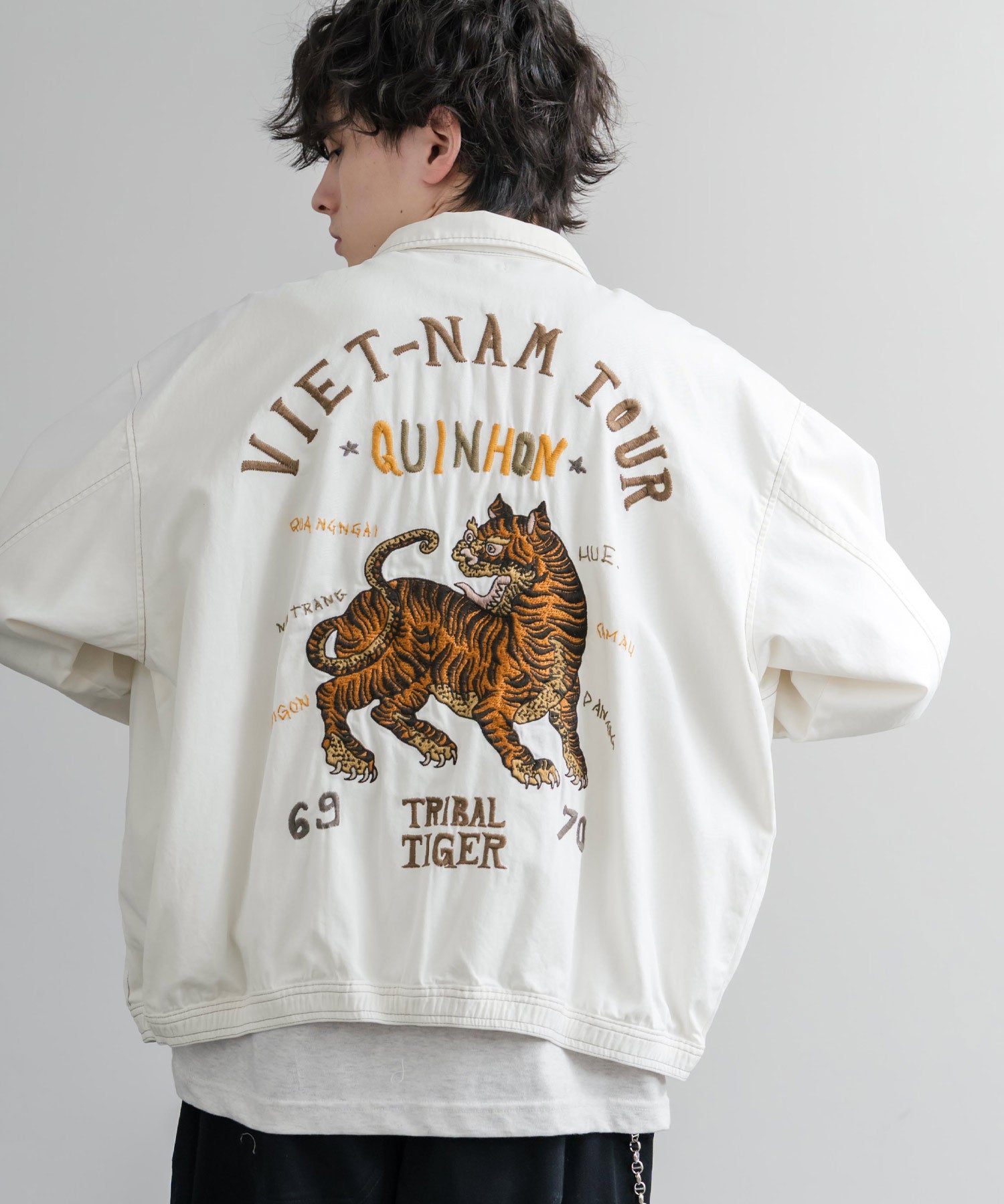 ロッキーモンロー Rocky Monroe スーベニアジャケット ベトジャン ブルゾン メンズ 刺繍 オーバーサイズ カジュアル アメカジ ミリタリー KRIFF MAYER 2534001 15610 (68.オリーブグリーン) 68.オリーブグリーン