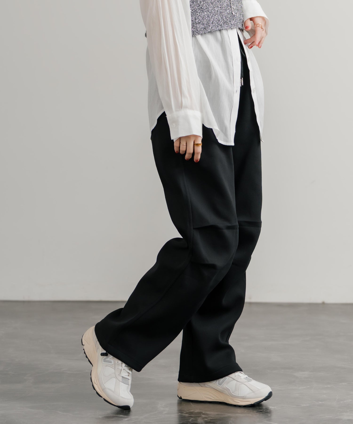 ロッキーモンロー Rocky Monroe スウェットパンツ パラシュート イージー ワイド レディース 膝タック ドレープ 無地 ウエストゴム ハイウエスト 韓国 Y2K スポーティー 14922 (ブラック) ブラック