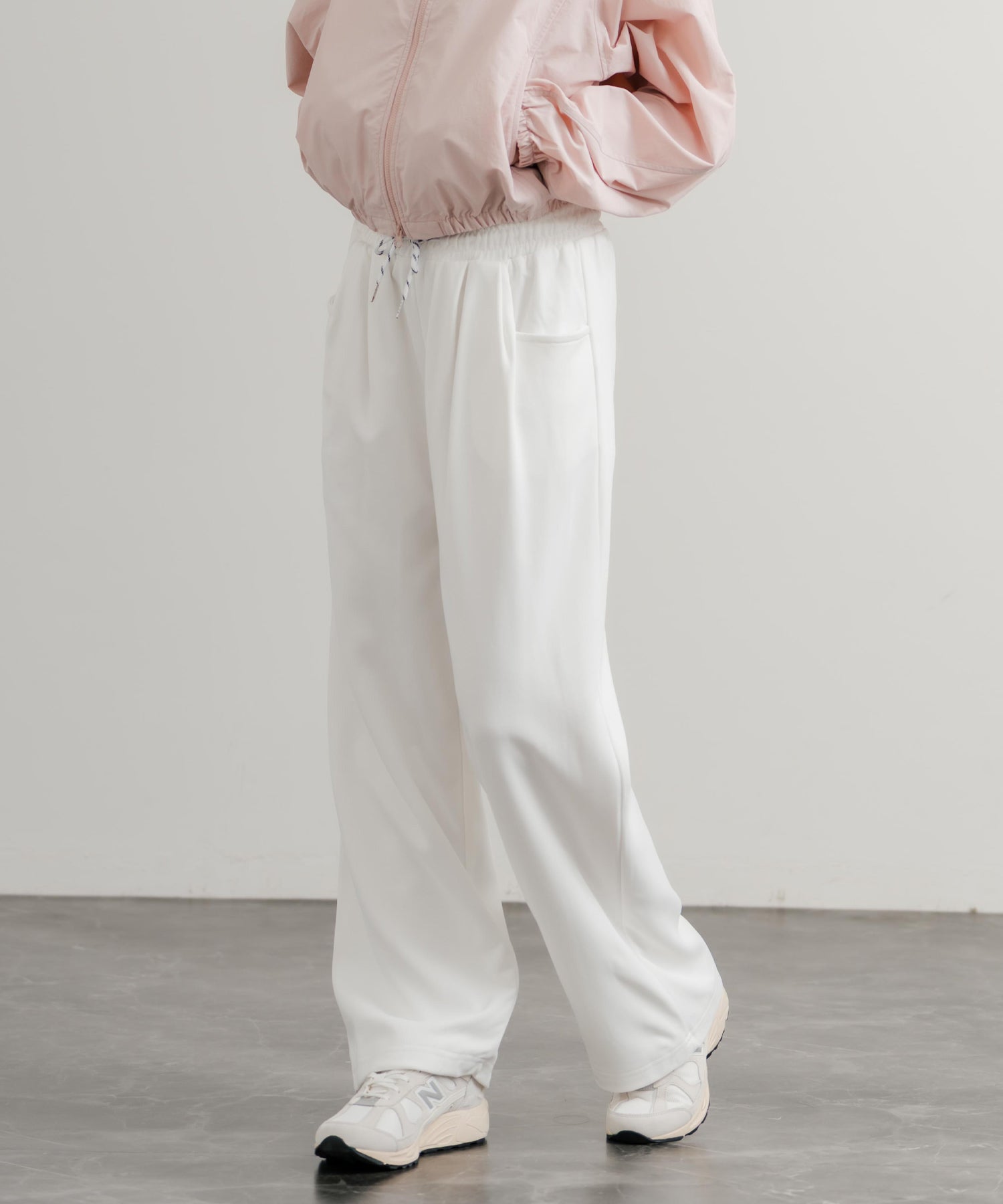 ロッキーモンロー Rocky Monroe スウェットパンツ イージー ワイド ルーズシルエット レディース ストレート 無地 ウエストゴム シンプル 韓国 Y2K スポーティー 部屋着 14918 (ホワイト) ホワイト