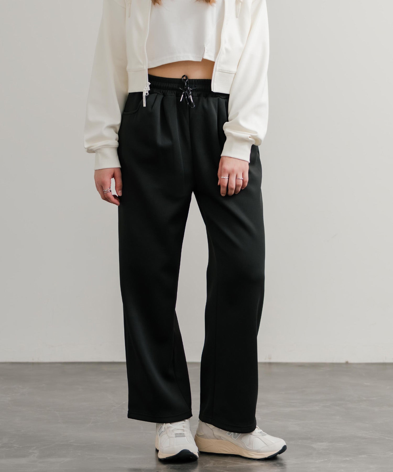 ロッキーモンロー Rocky Monroe スウェットパンツ イージー ワイド ルーズシルエット レディース ストレート 無地 ウエストゴム シンプル 韓国 Y2K スポーティー 部屋着 14918 (ホワイト) ホワイト