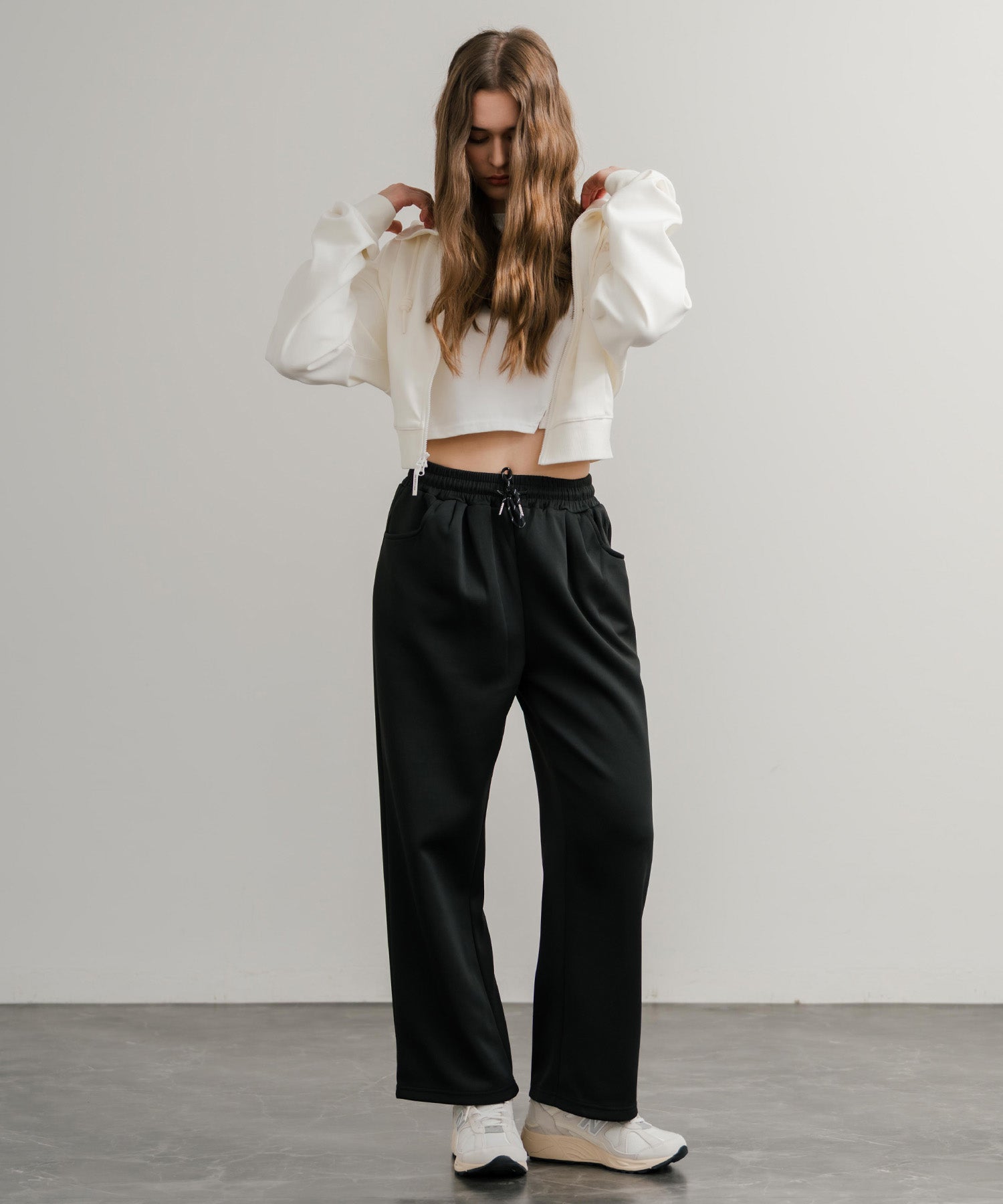 ロッキーモンロー Rocky Monroe スウェットパンツ イージー ワイド ルーズシルエット レディース ストレート 無地 ウエストゴム シンプル 韓国 Y2K スポーティー 部屋着 14918 (ホワイト) ホワイト