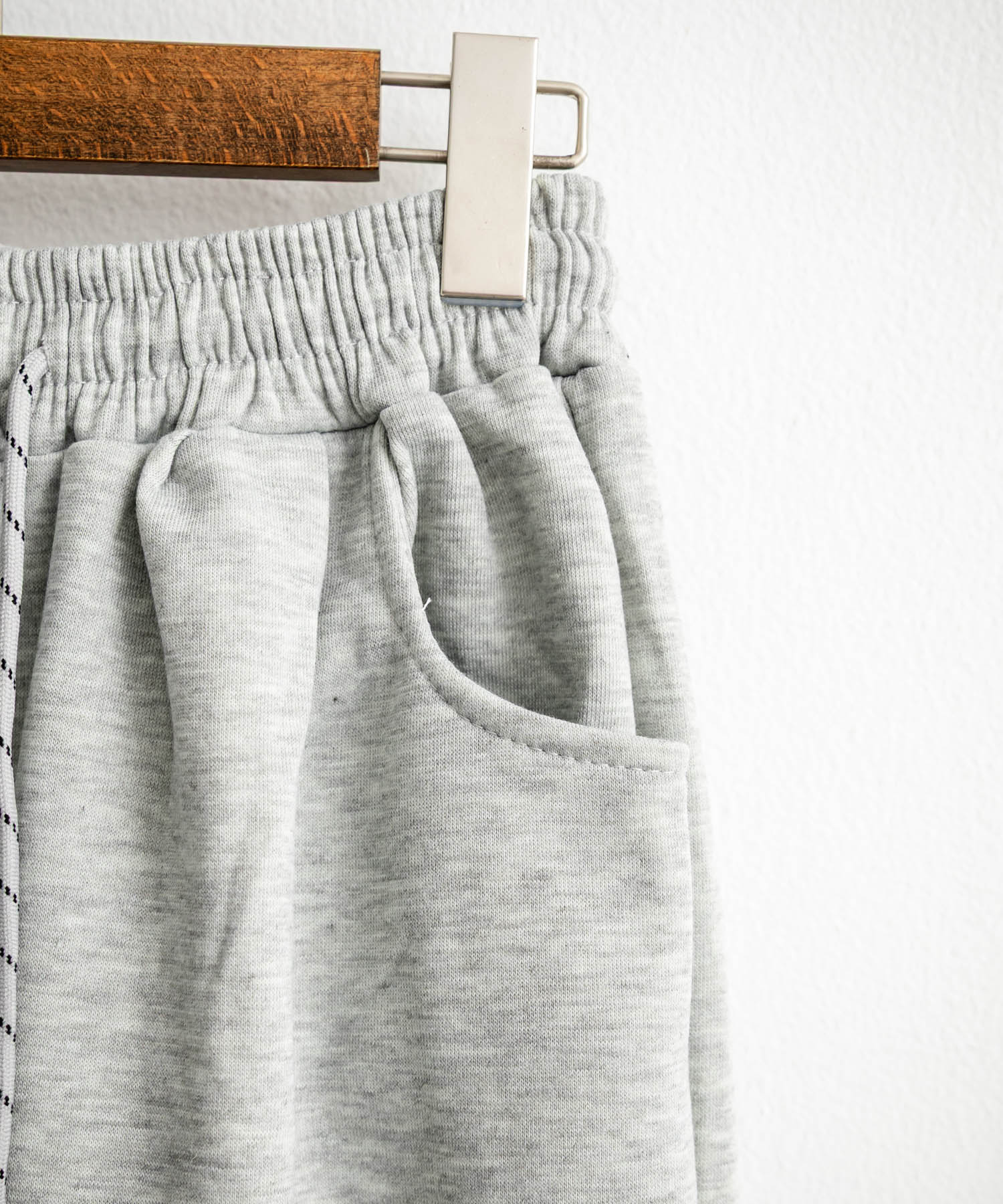 ロッキーモンロー Rocky Monroe スウェットパンツ イージー ワイド ルーズシルエット レディース ストレート 無地 ウエストゴム シンプル 韓国 Y2K スポーティー 部屋着 14918 (ホワイト) ホワイト