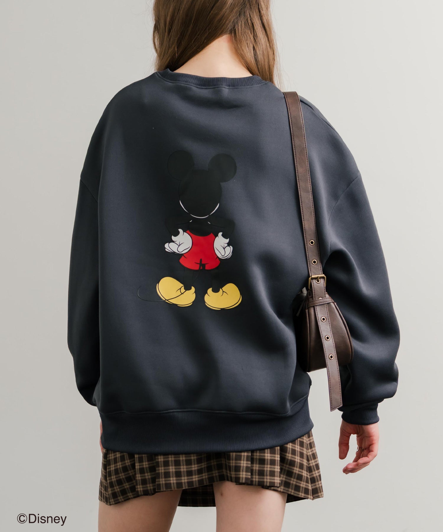 ロッキーモンロー Rocky Monroe DISNEY ディズニー ミッキーマウス スウェット トレーナー レディース メンズ 裏起毛 プリント キャラクター オーバーサイズ リラックス 14939 (D.チャコール) D.チャコール