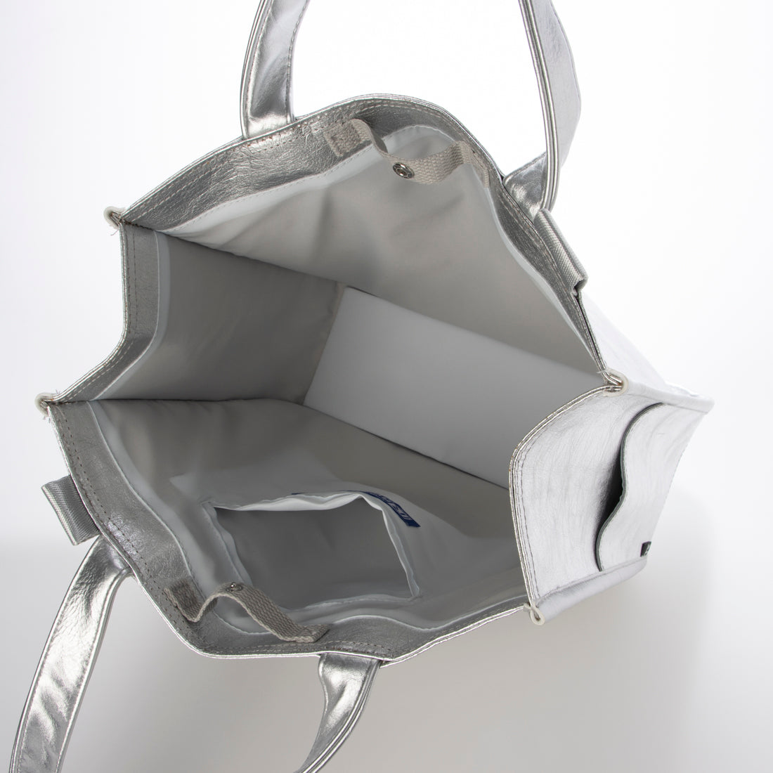 ルートート ROOTOTE ショルダー付 A4 トートバッグ レディース 斜め掛け 軽量 EU.スクエア.メタリック-A 1032 (01 シルバー) 01 シルバー
