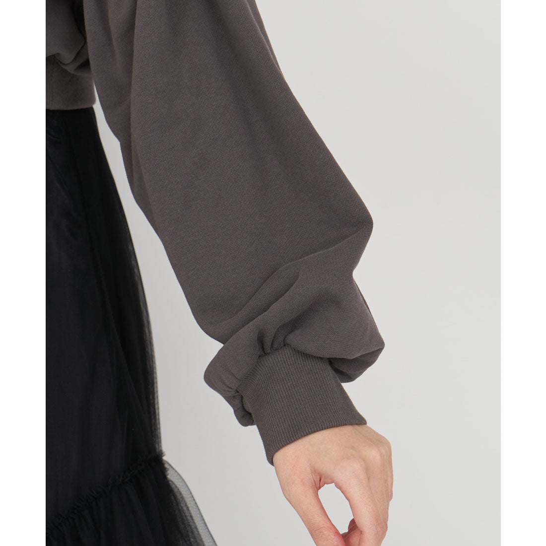 ロイヤルパーティー ROYAL PARTY エンボスロゴスウェット (グレー) グレー