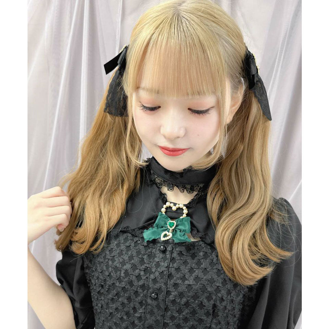 ロジータ ROJITA 推しカラーリボン付ハートパールブローチ,グリーン