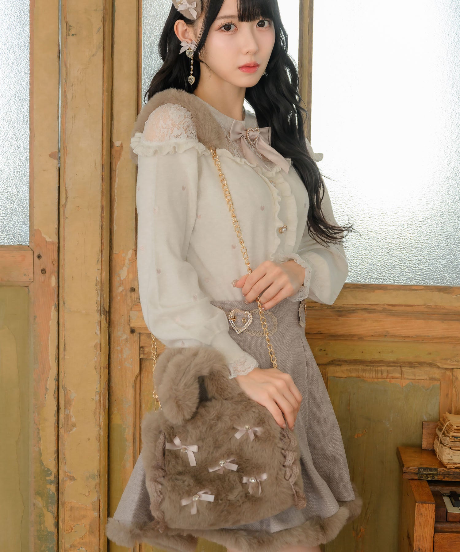 ロジータ ROJITA リボン付ふわふわファーバック (ベージュ) ベージュ