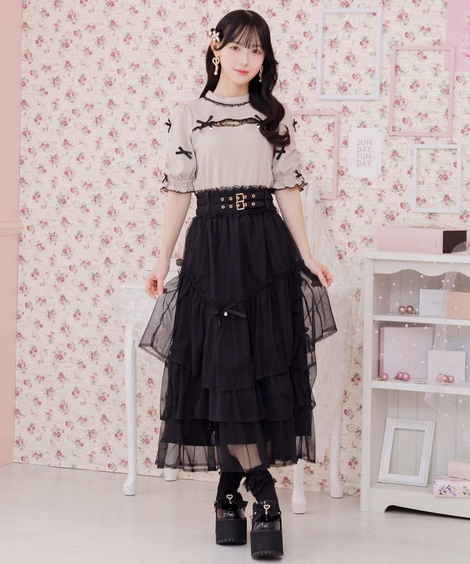 ロジータ ROJITA デコルテ開きリボンテレコトップス (ベージュ) ベージュ