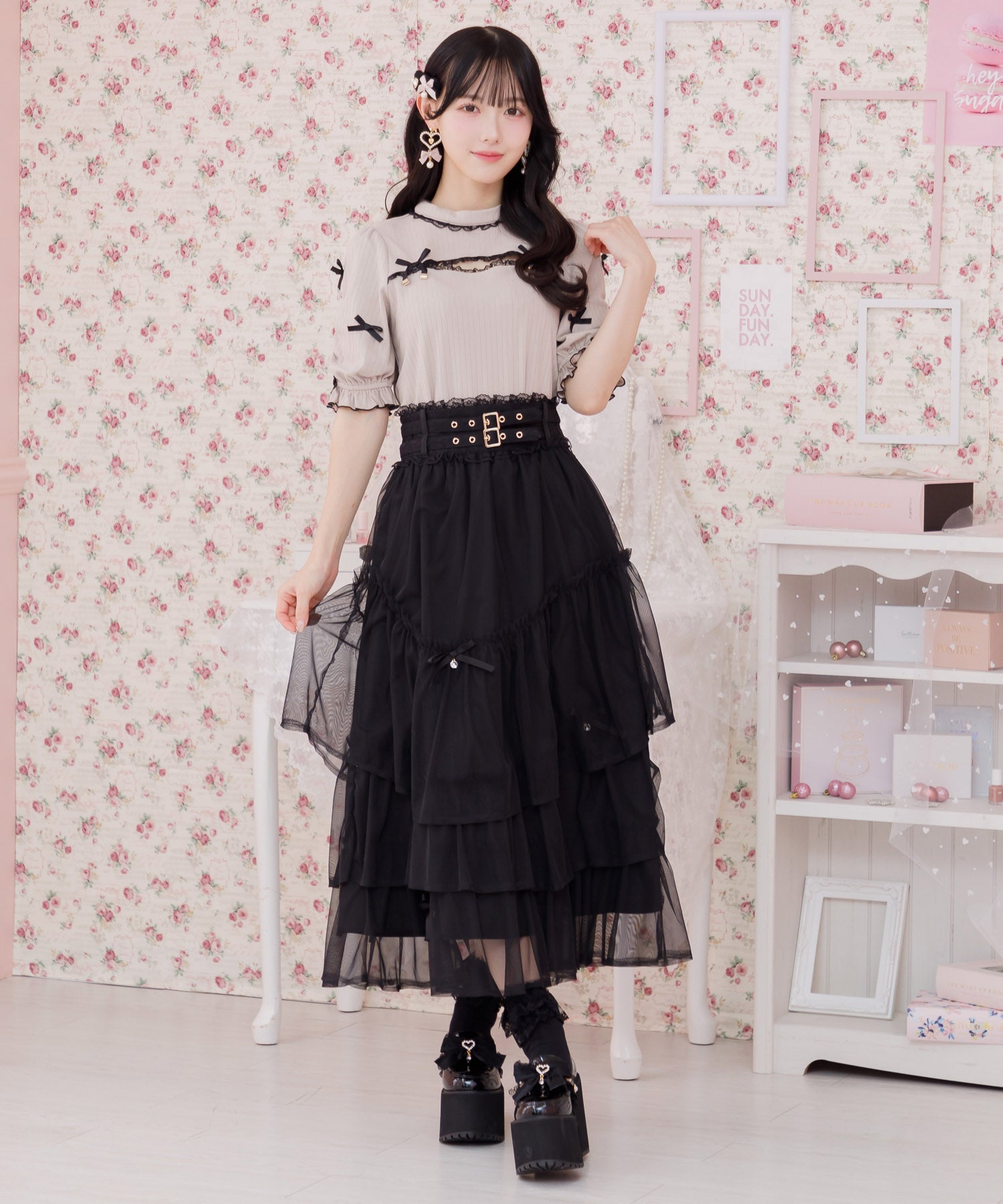 ロジータ ROJITA デコルテ開きリボンテレコトップス (ベージュ) ベージュ