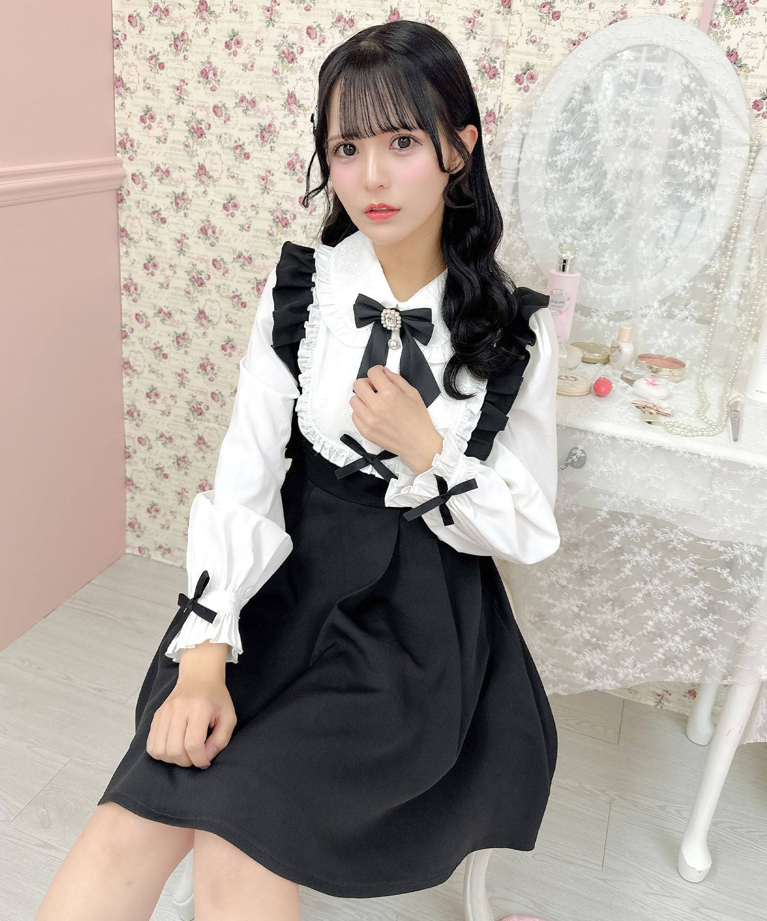 ロジータ ROJITA ヨークフリルデザインワンピース (ブラック) ブラック