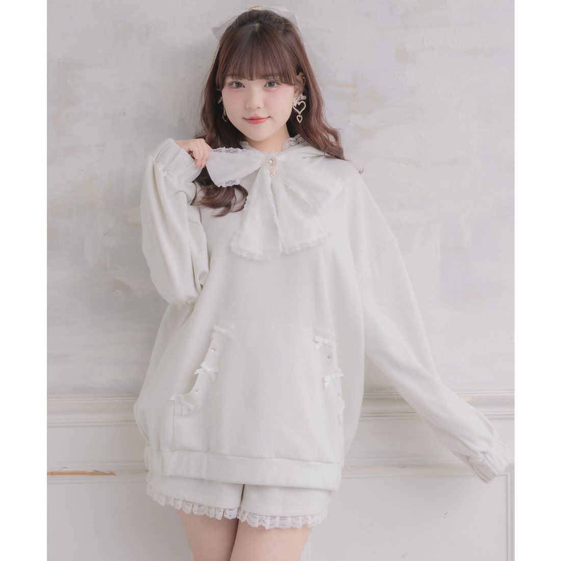 ロジータ ROJITA リボンデザインフーディーセットアップ (ホワイト) ホワイト