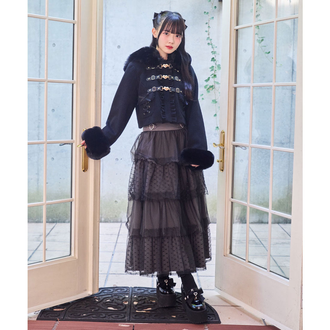 ロジータ ROJITA ハートバックルショートコート (ブラック) ブラック