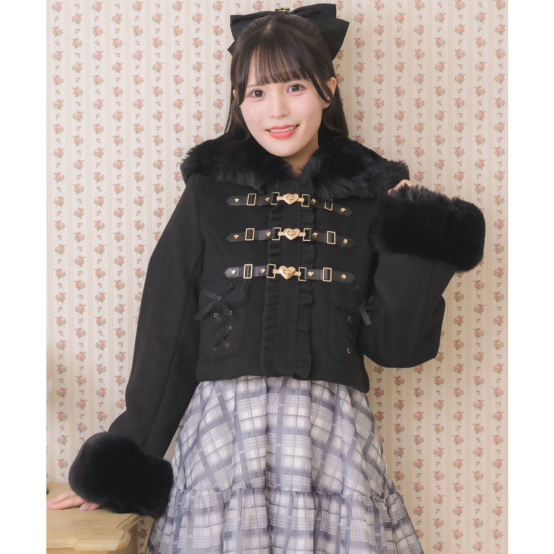 ロジータ ROJITA ハートバックルショートコート (ブラック) ブラック