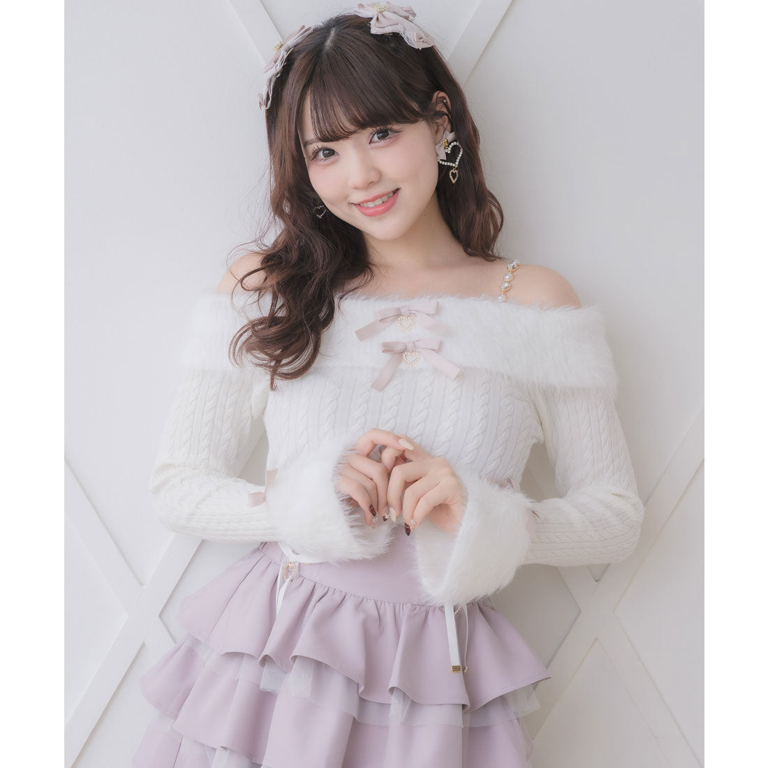 ロジータ ROJITA シャギーオフショルニットトップス (ホワイト) ホワイト