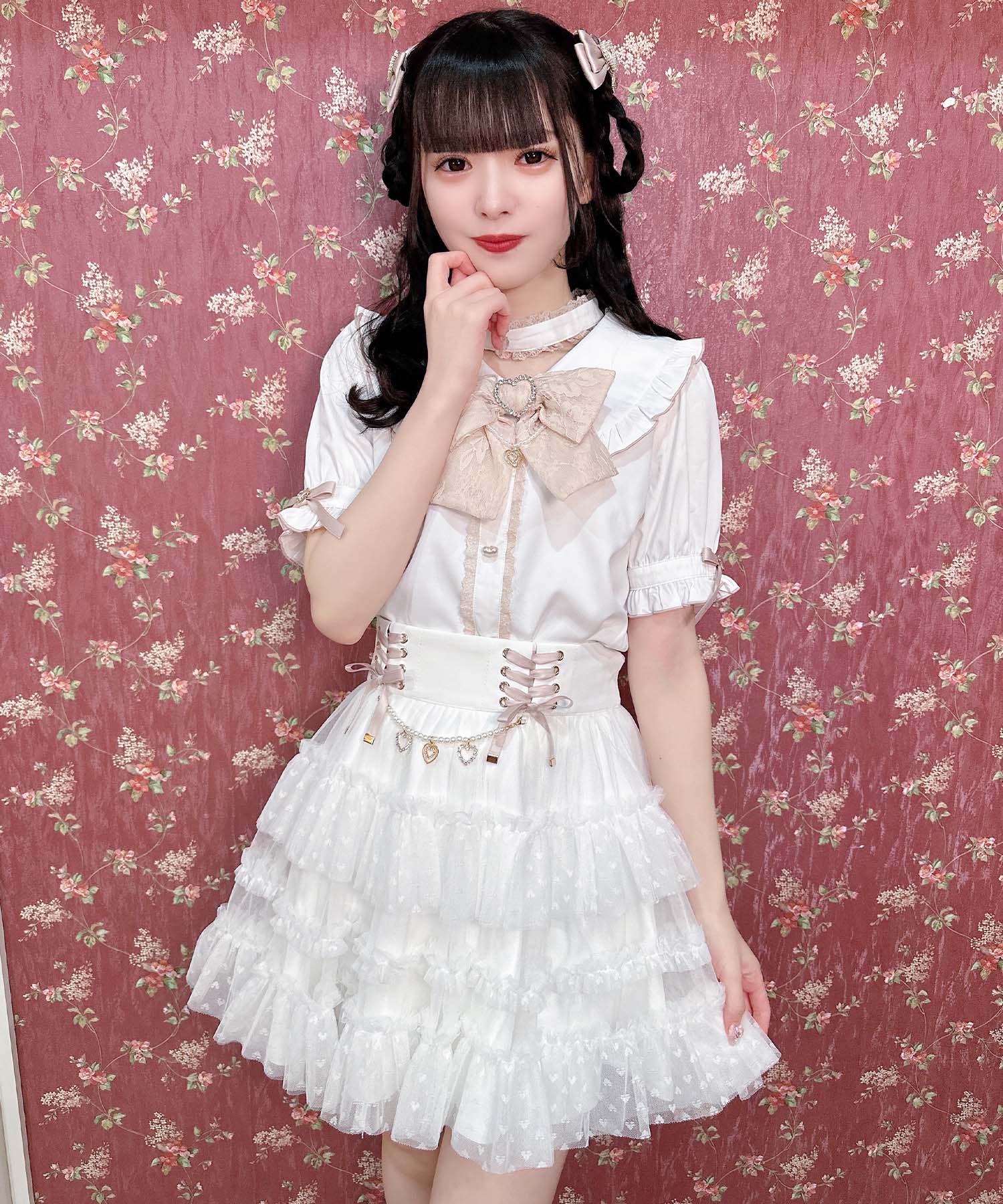 ロジータ ROJITA パールチェーンリボンブローチ付ブラウス