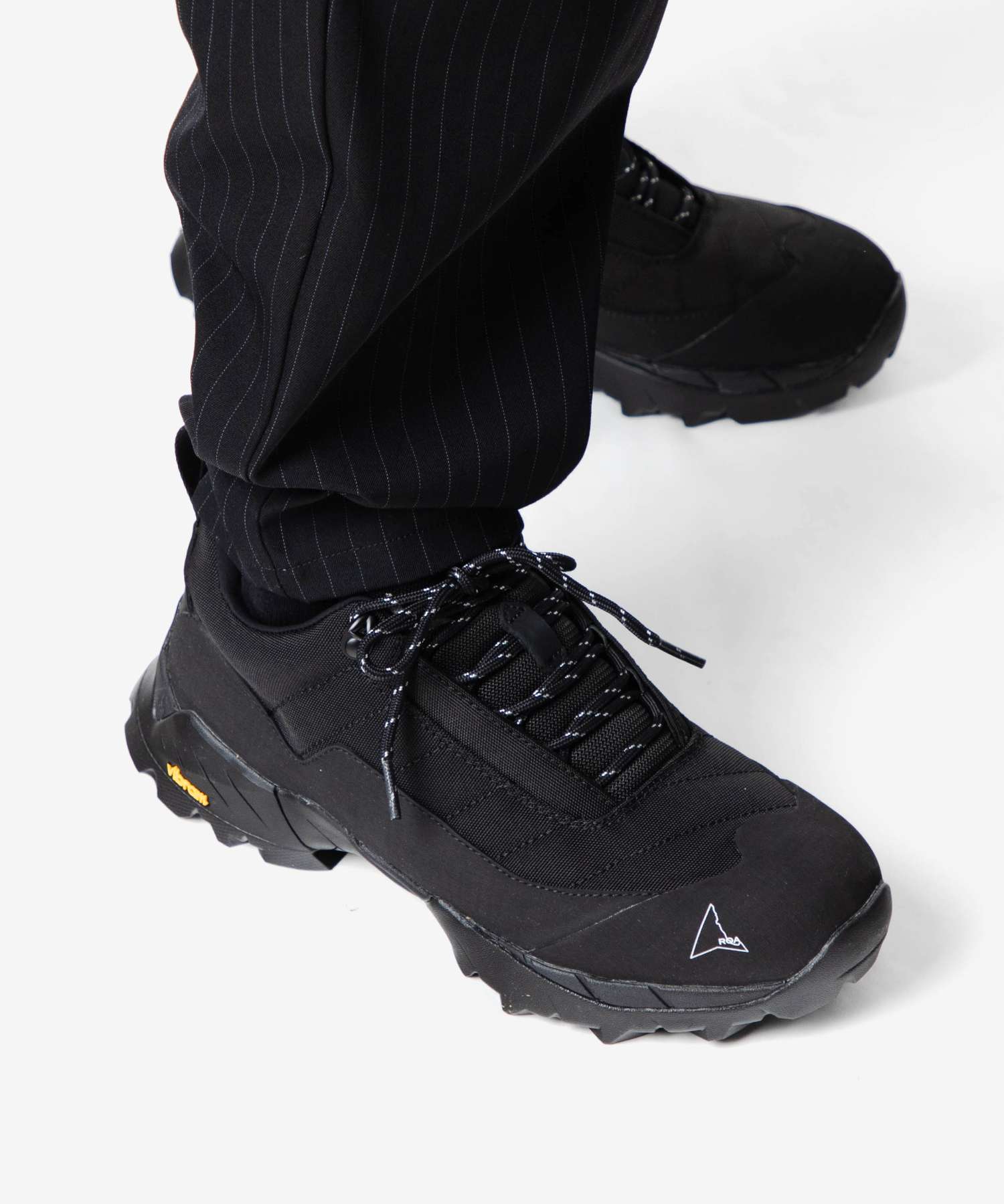 ロア ROA ロア ROA KATHARINA カタリーナ NBUW1394FA229 Vibram ビブラムソール トレッキング ハイキング スニーカー メンズ シューズ (BLACK/ブラック) BLACK/ブラック