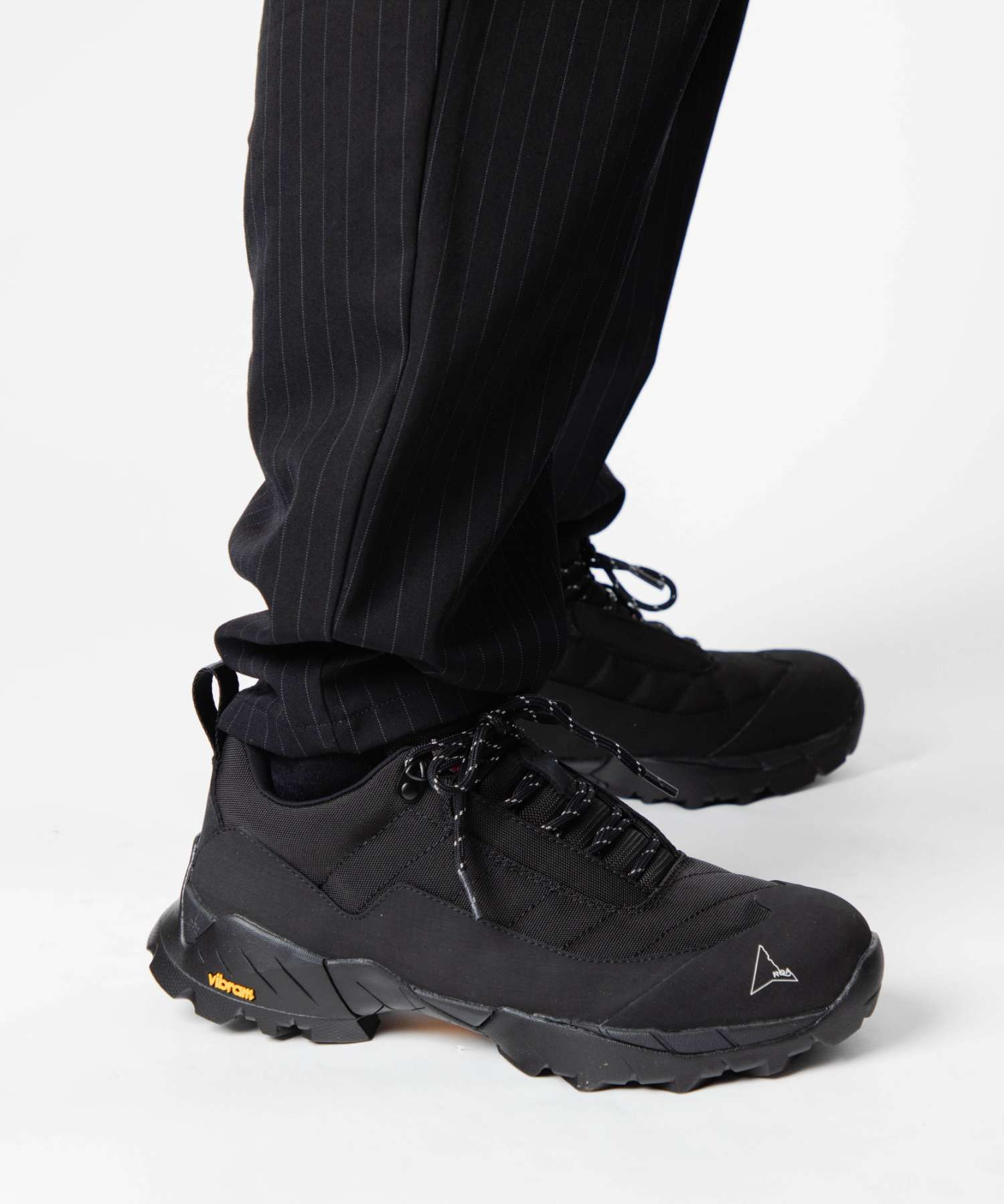 ロア ROA ロア ROA KATHARINA カタリーナ NBUW1394FA229 Vibram ビブラムソール トレッキング ハイキング スニーカー メンズ シューズ (BLACK/ブラック) BLACK/ブラック