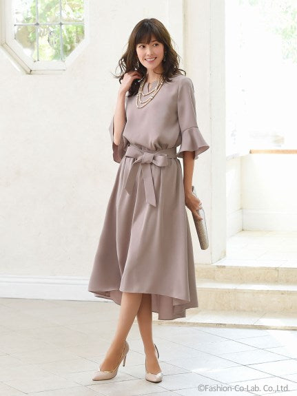 Choose from 2 types of TOPS Design sleeve flare skirt set