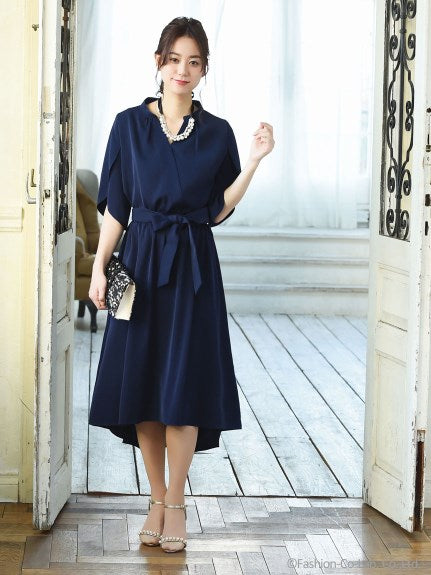 Choose from 2 types of TOPS Design sleeve flare skirt set