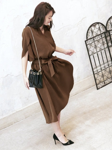 Choose from 2 types of TOPS Design sleeve flare skirt set