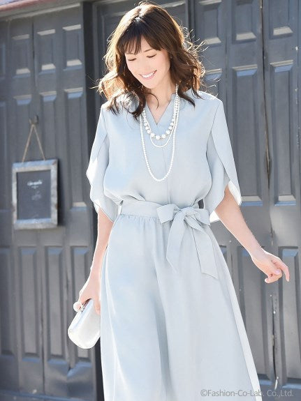 Choose from 2 types of TOPS Design sleeve flare skirt set