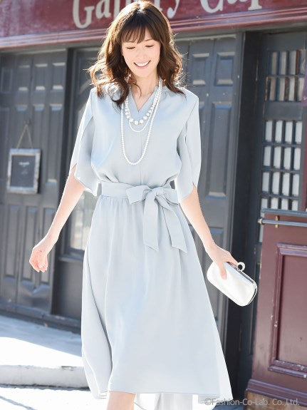 Choose from 2 types of TOPS Design sleeve flare skirt set