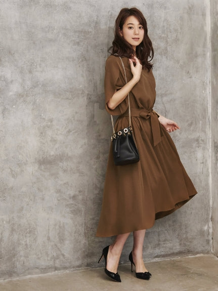 Choose from 2 types of TOPS Design sleeve flare skirt set