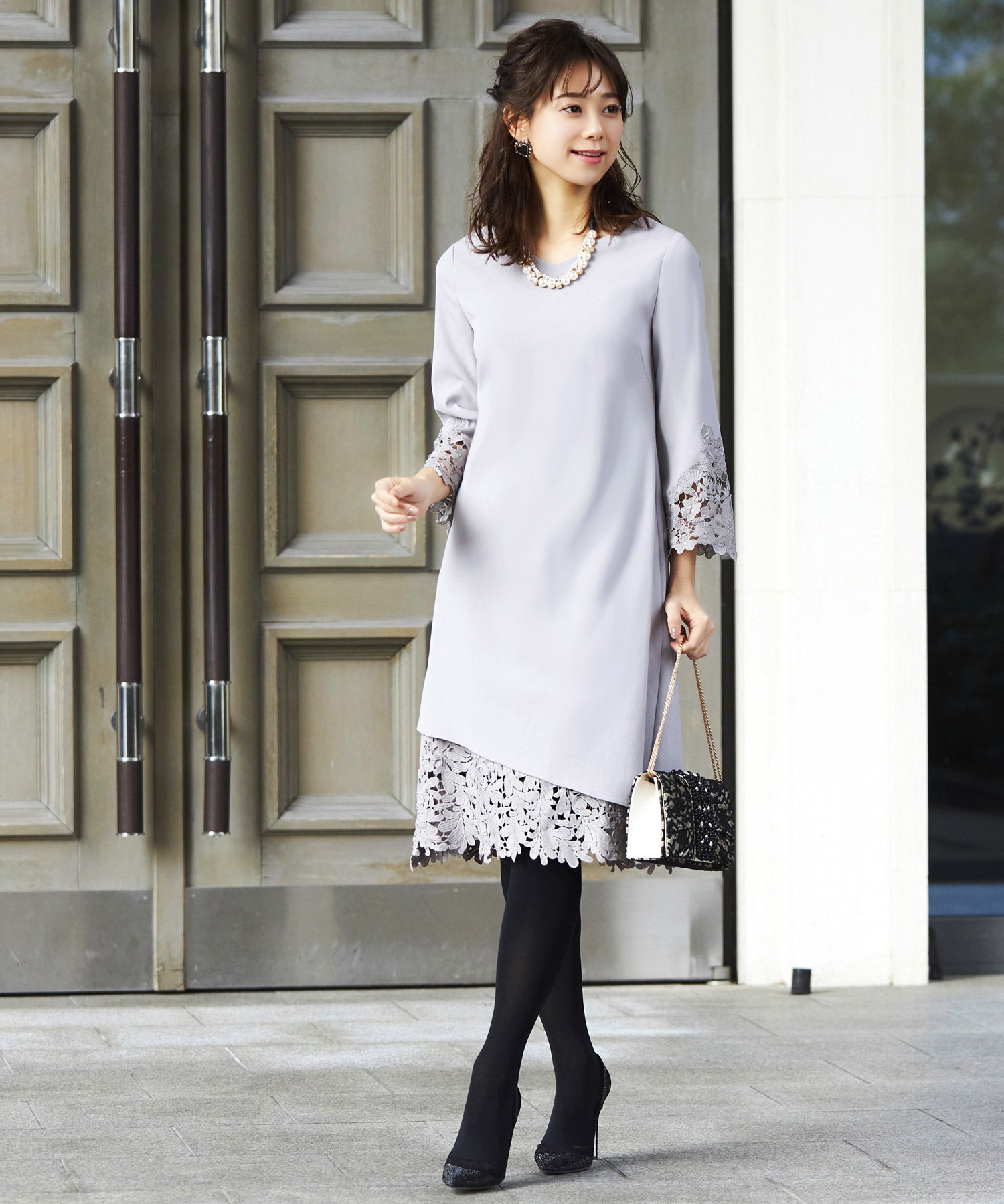 アシンメトリーヘムラインレースワンピース(7号?15号) (グレージュ(G)) グレー