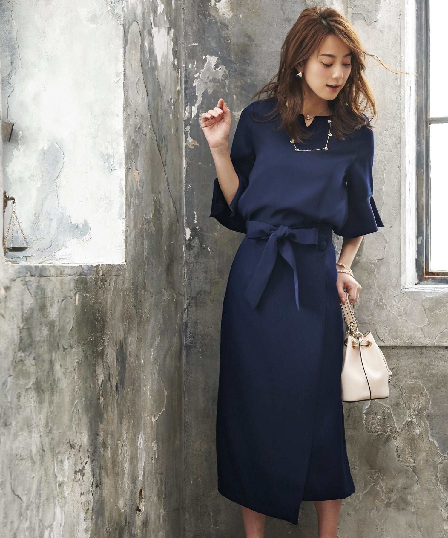 Choose from 2 types of TOPS Design sleeve flare skirt set