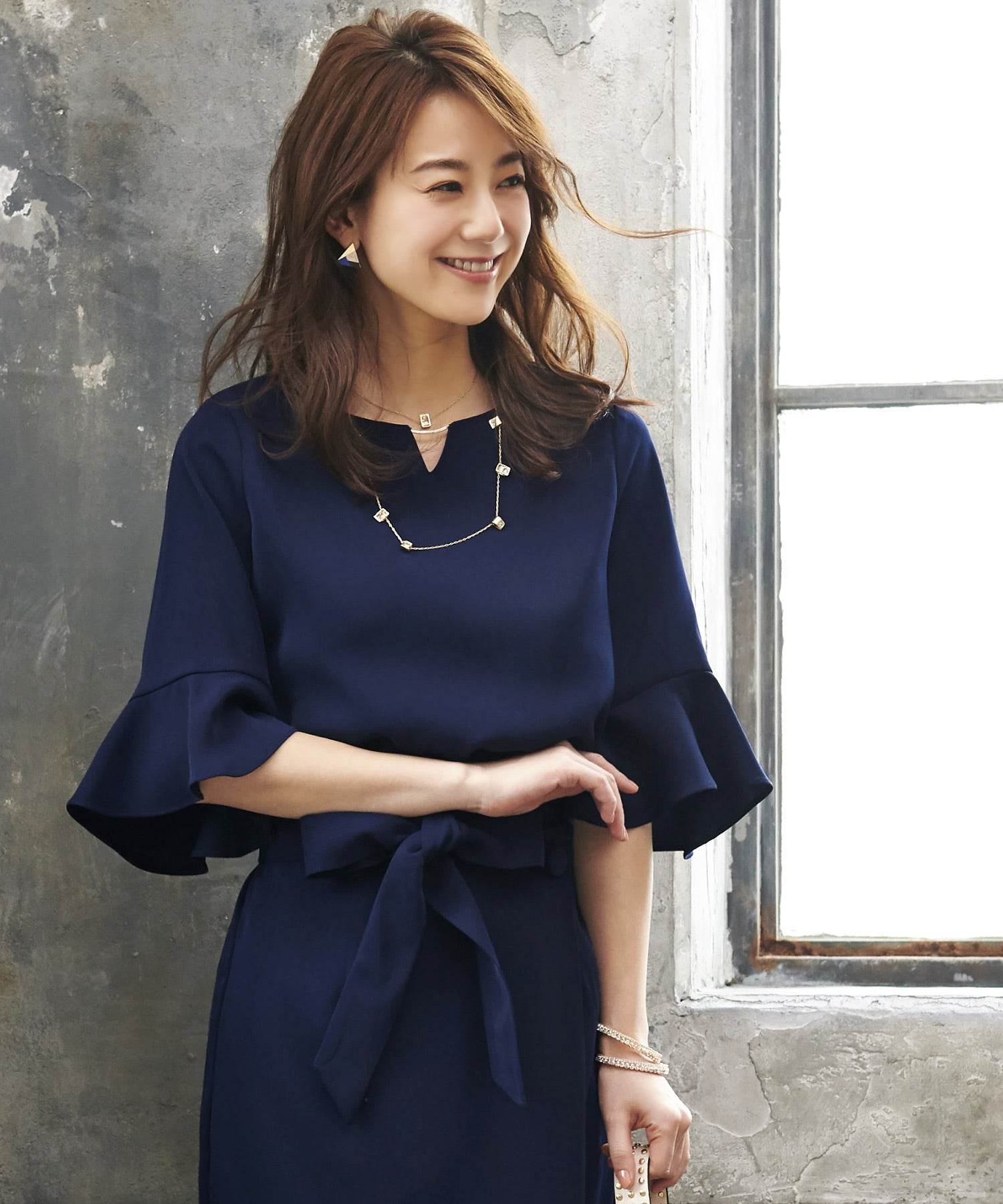 Choose from 2 types of TOPS Design sleeve flare skirt set