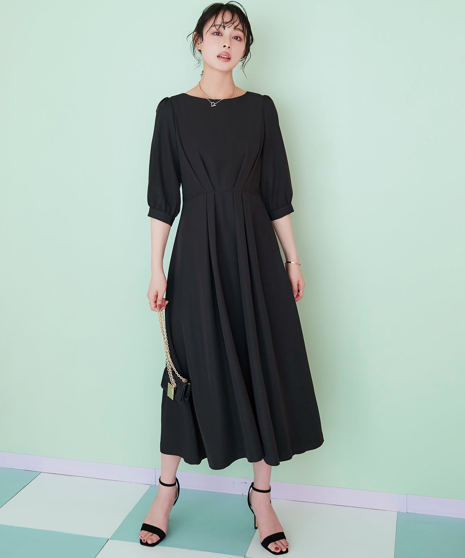 ルイルエブティック RUIRUE BOUTIQUE バックベルト・ウエストタック ロングワンピース (ブラック) ブラック